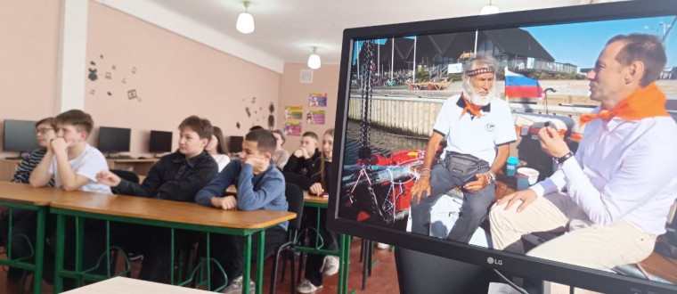 Переплыть океан. И вернуться другими.